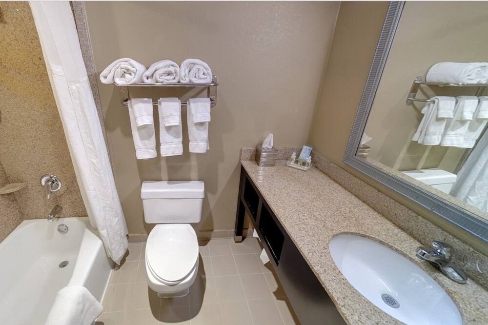 Photo of Bathroom in Clinton