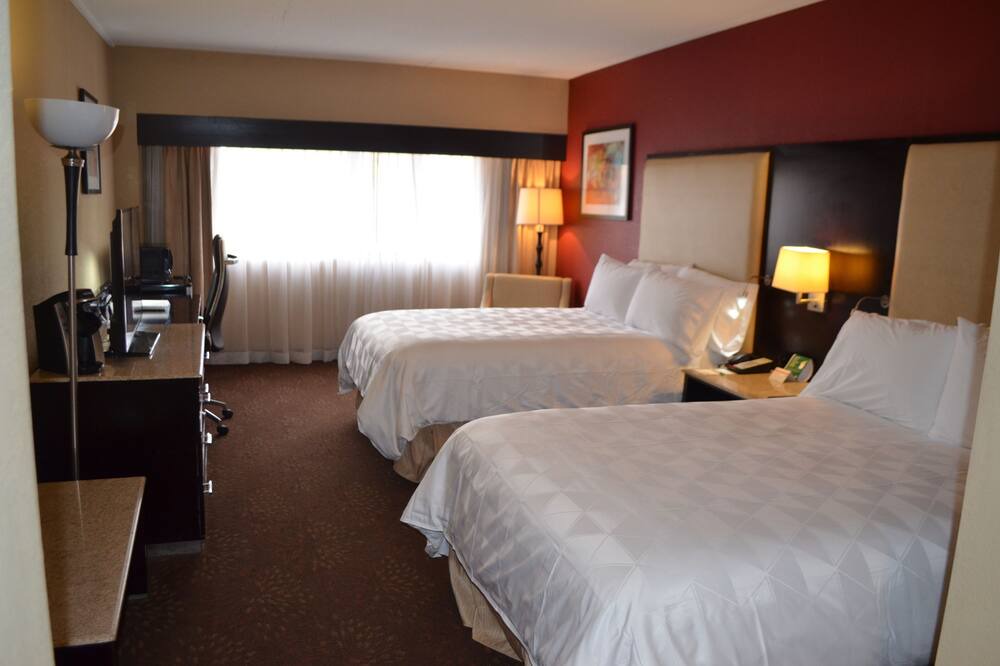 Photo of Bedroom in Clinton