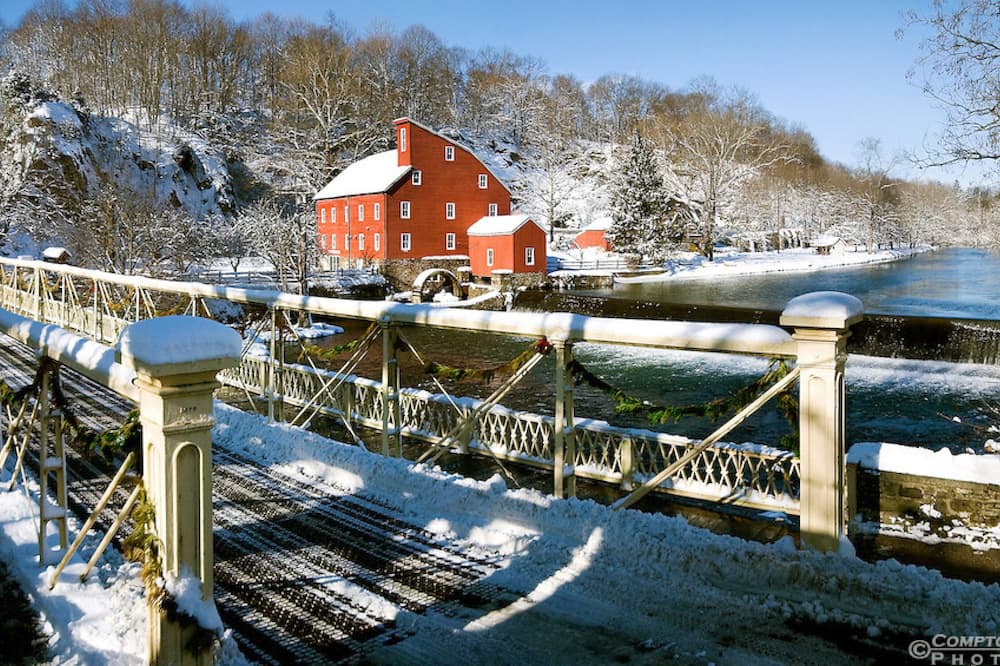 Photo of Outdoor in Clinton