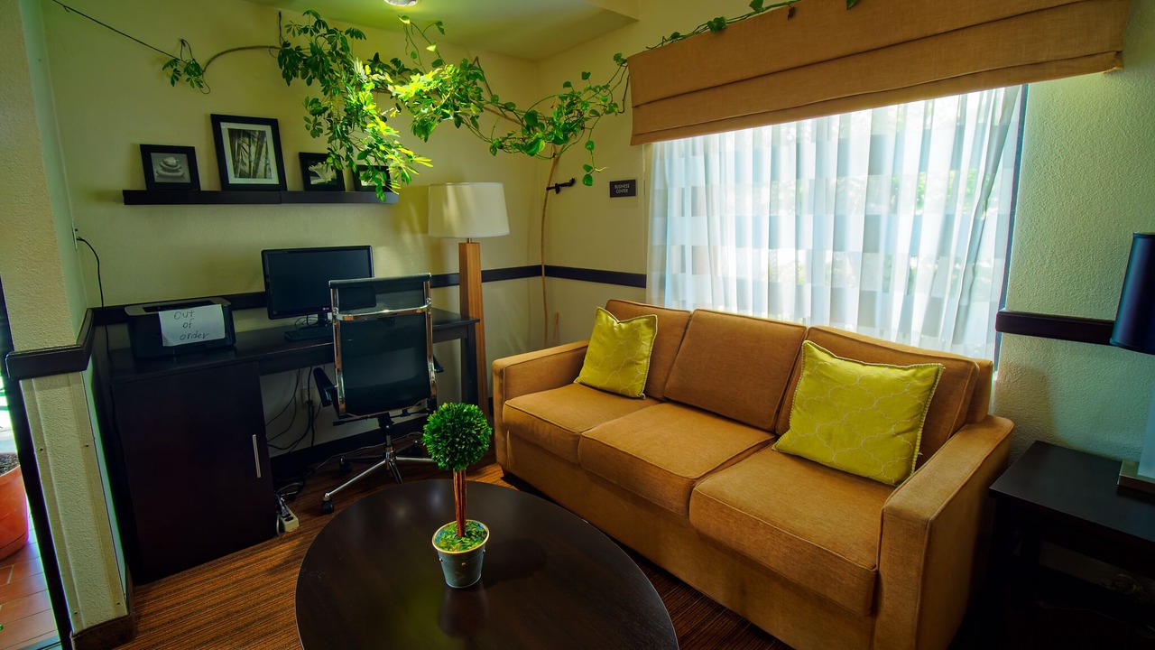 Photo of Livingroom in Morganton
