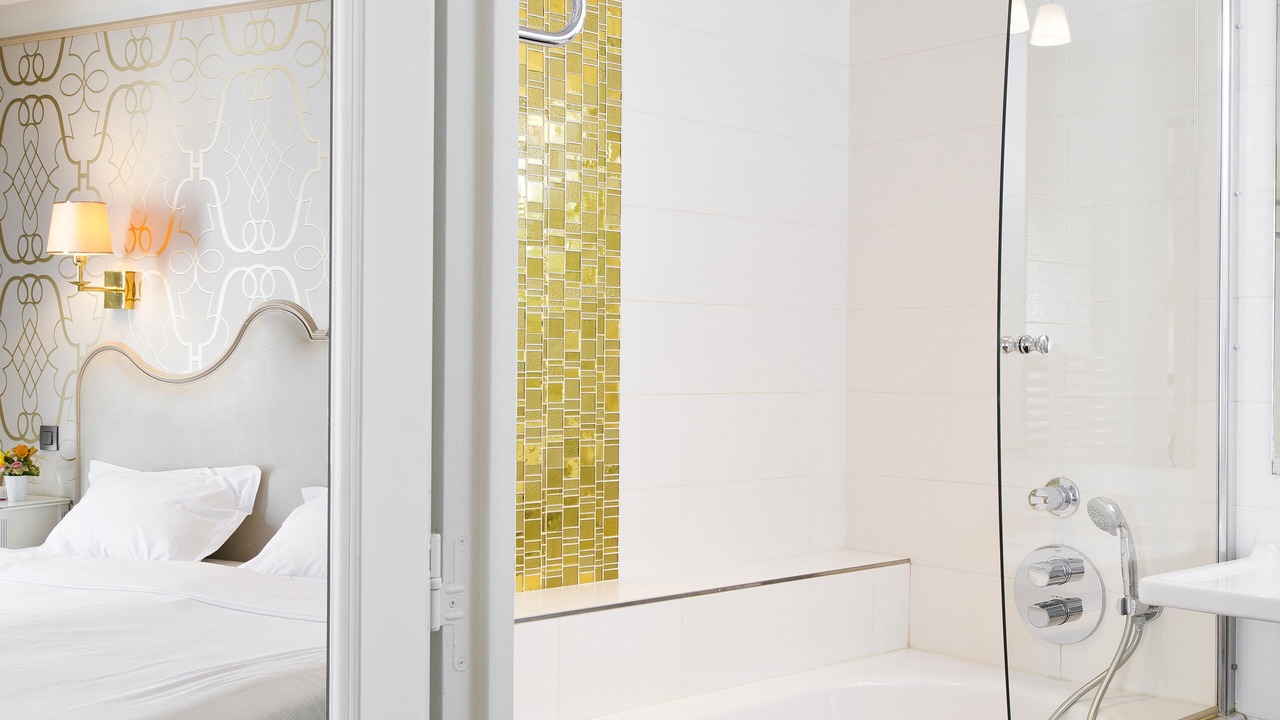 Photo of Bathroom in Chaussee-d'Antin