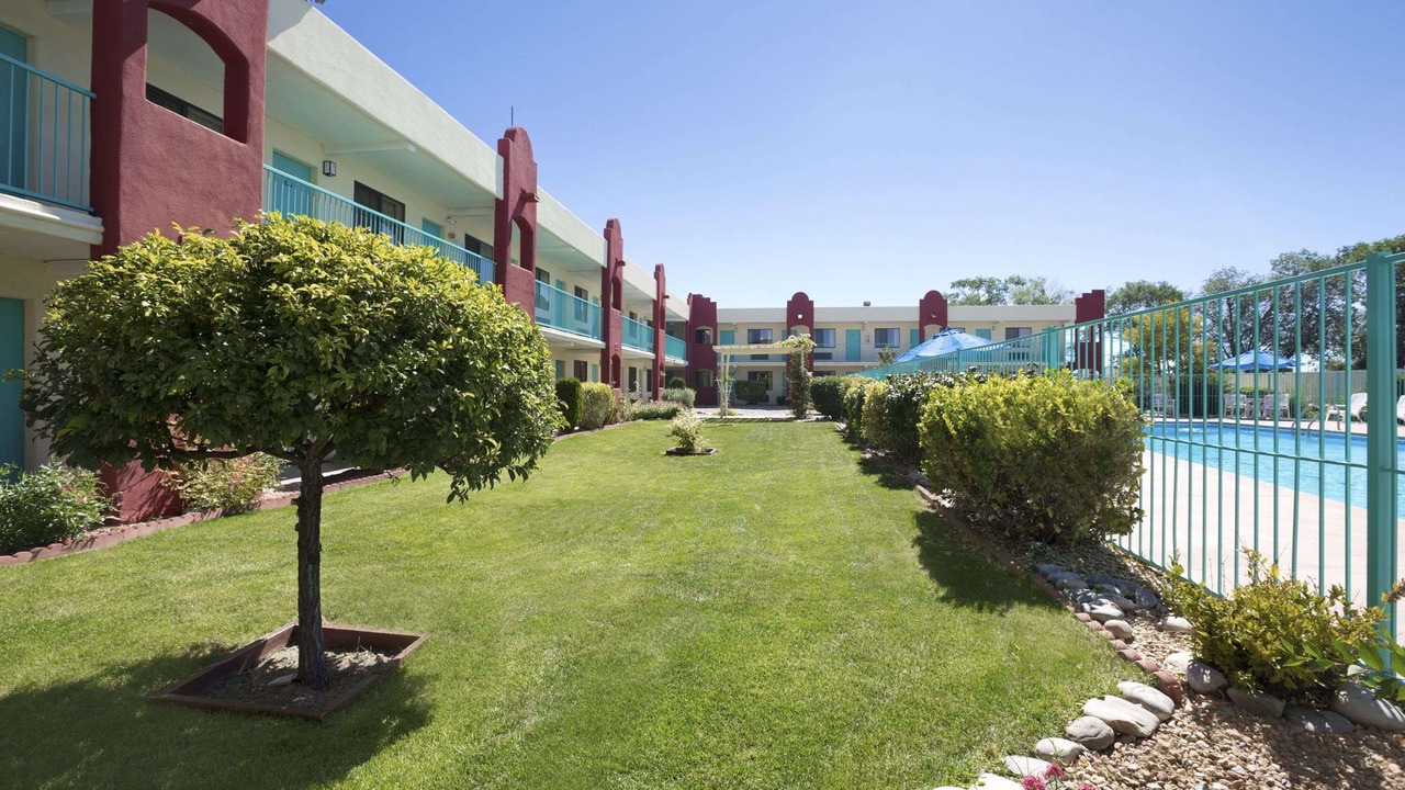Photo of Outdoor in Southside