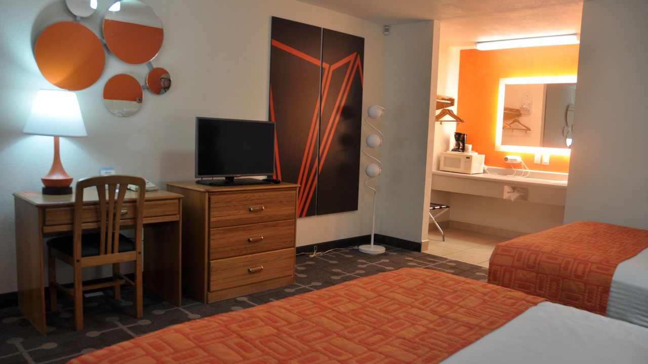 Photo of Bedroom in Roseburg