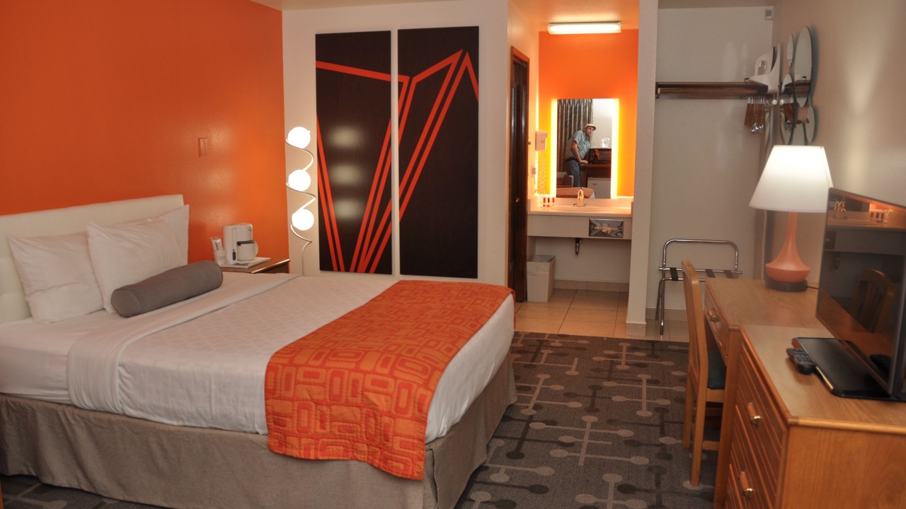 Photo of Bedroom in Roseburg
