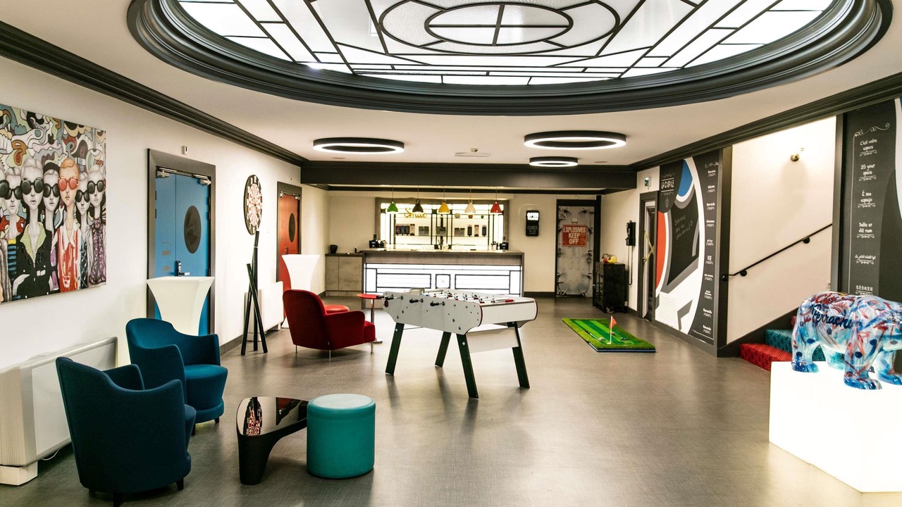 Photo of Others in 2nd Arrondissement