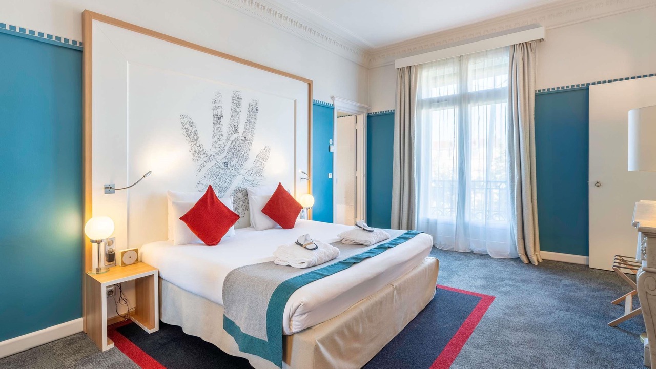 Photo of Bedroom in 2nd Arrondissement