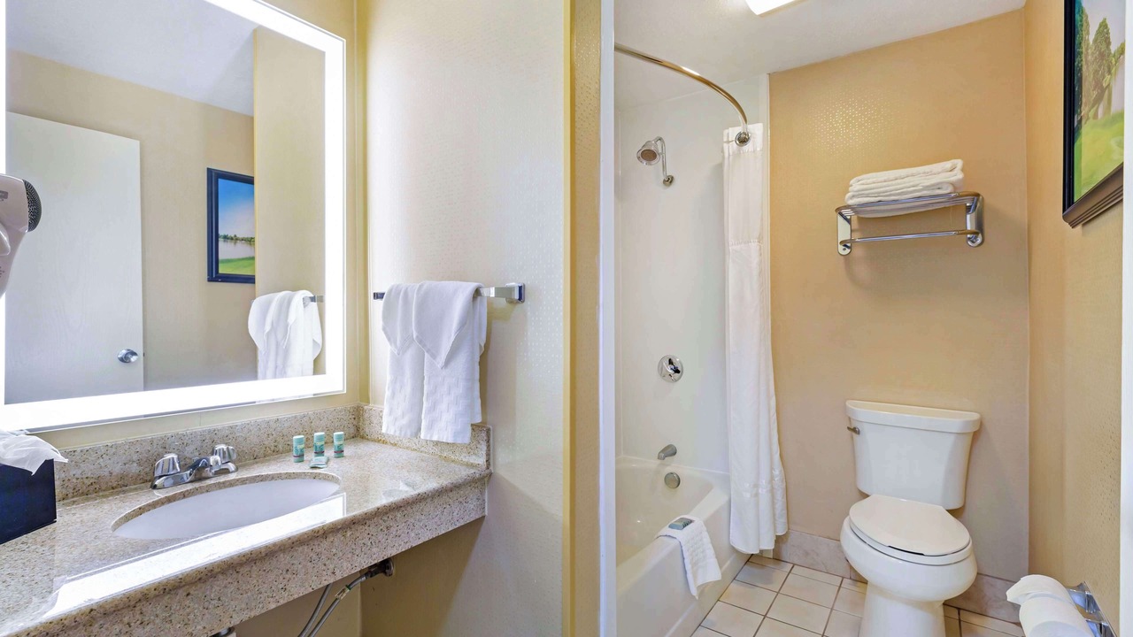 Photo of Bathroom in Rockland