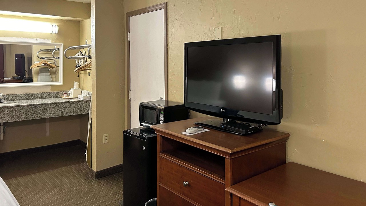 Photo of Bedroom in Ada