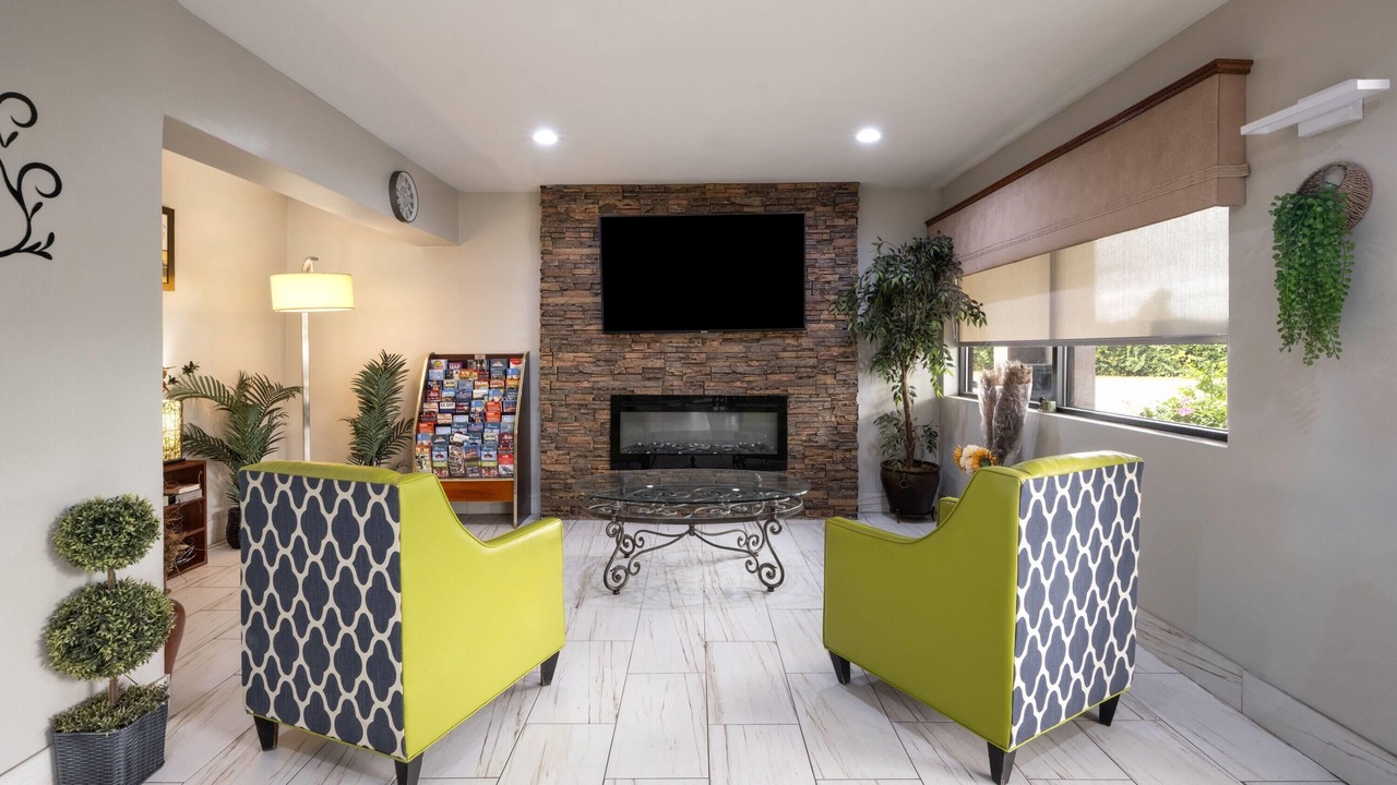 Photo of Others in Northlake