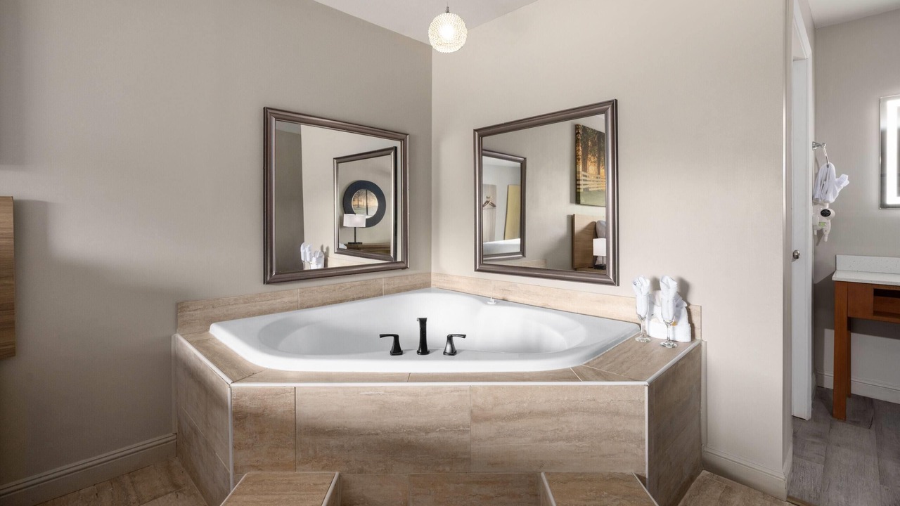 Photo of Others in Northlake