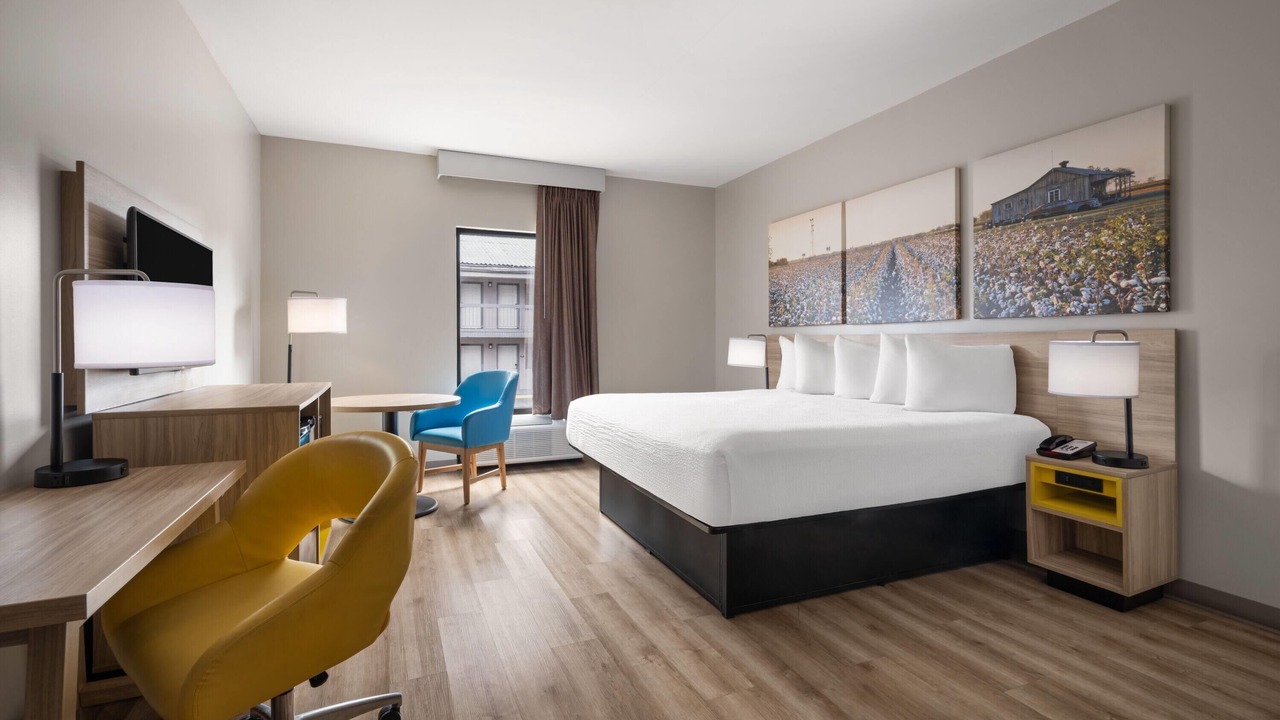 Photo of Bedroom in Northlake