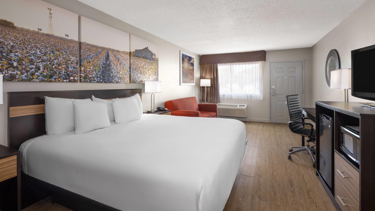 Photo of Bedroom in Northlake