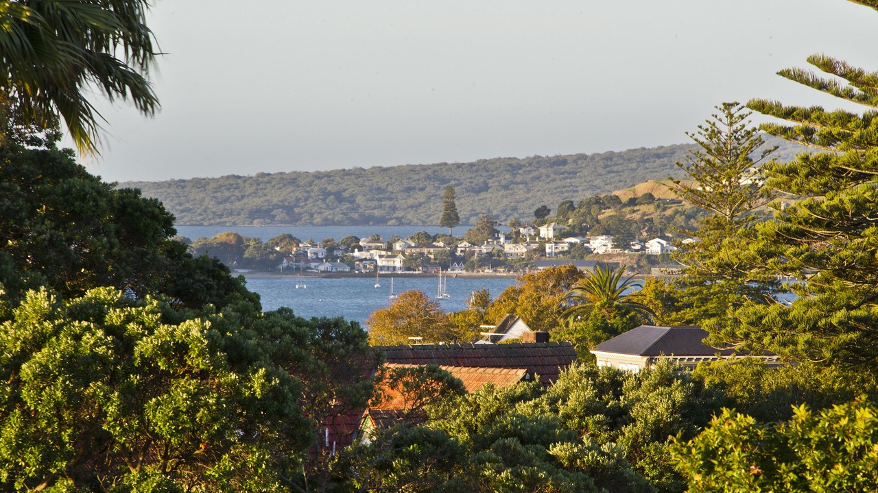 Photo of Others in Parnell