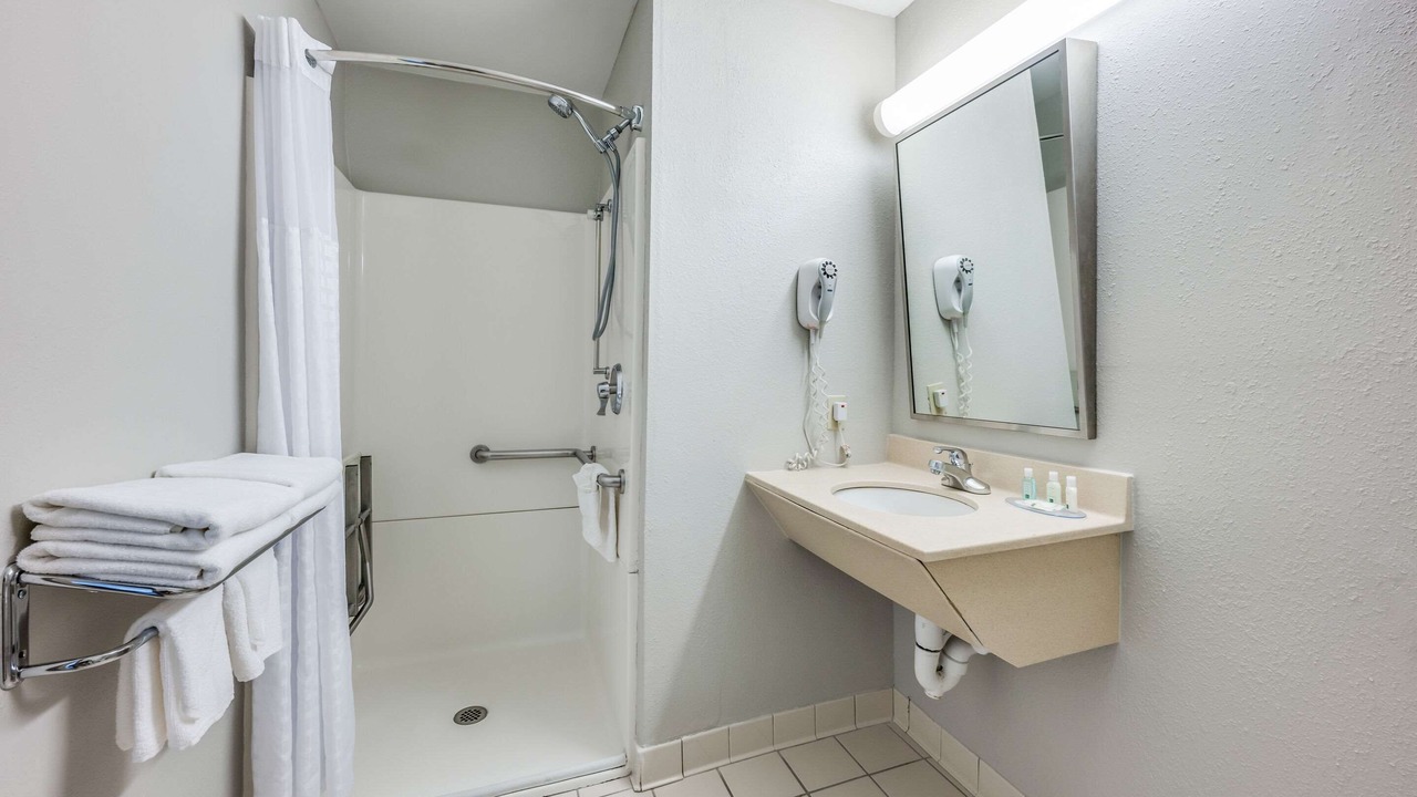 Photo of Bathroom in Arlington