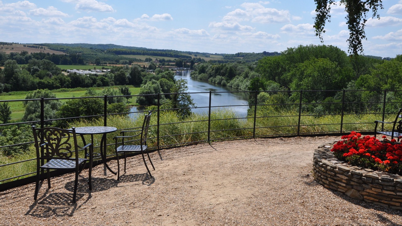 Photo of Outdoor in Medmenham