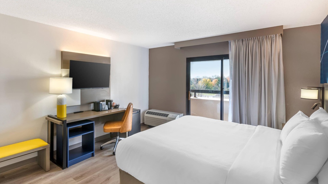 Photo of Bedroom in Arlington Heights