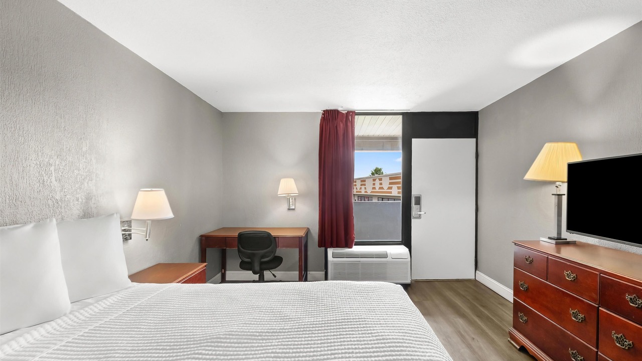 Photo of Bedroom in Virginia Beach