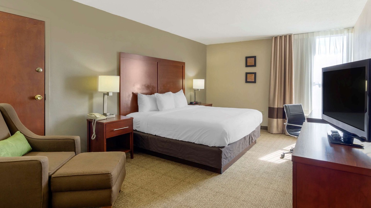 Photo of Bedroom in Blacksburg