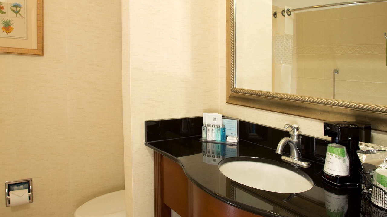 Photo of Bedroom in Baileys Crossroads