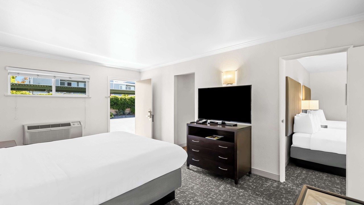 Photo of Bedroom in Santa Rosa