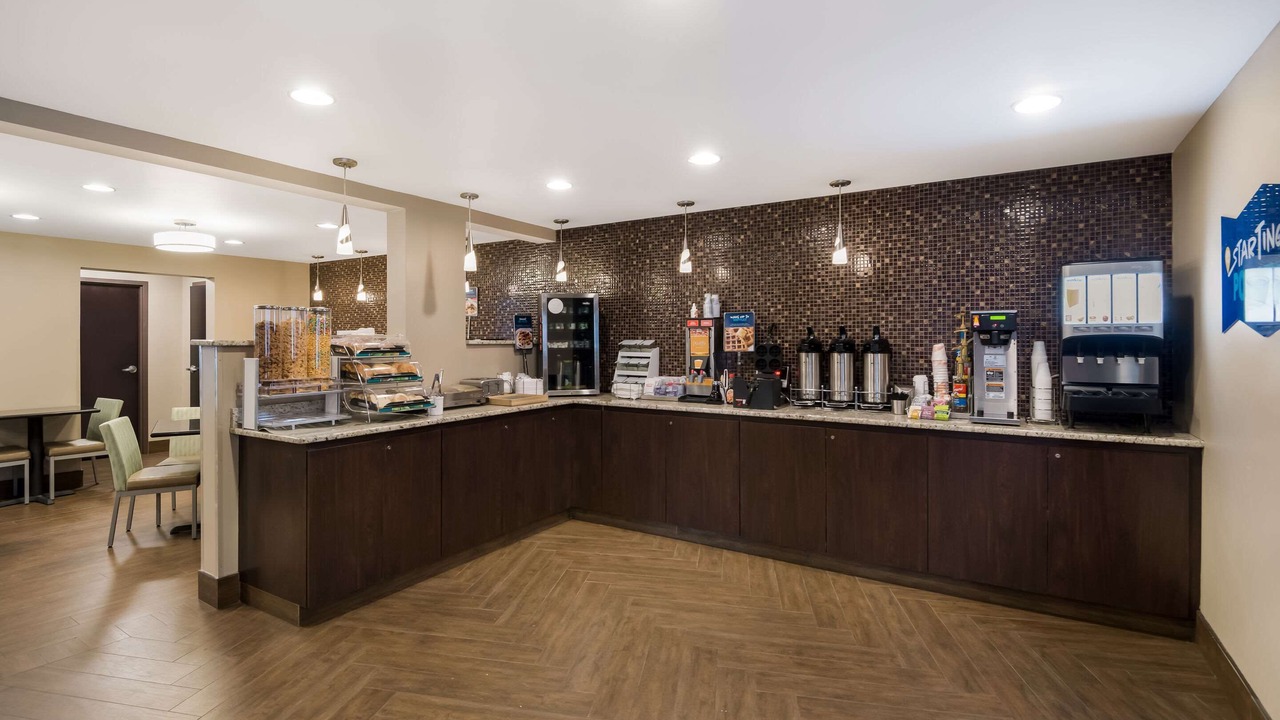 Photo of Others in Downtown Syracuse