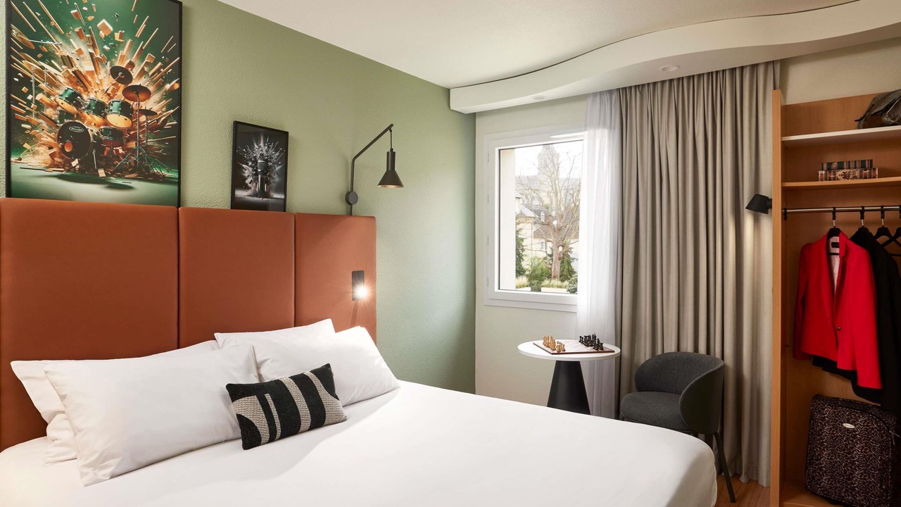 Photo of Bedroom in Caen City Centre