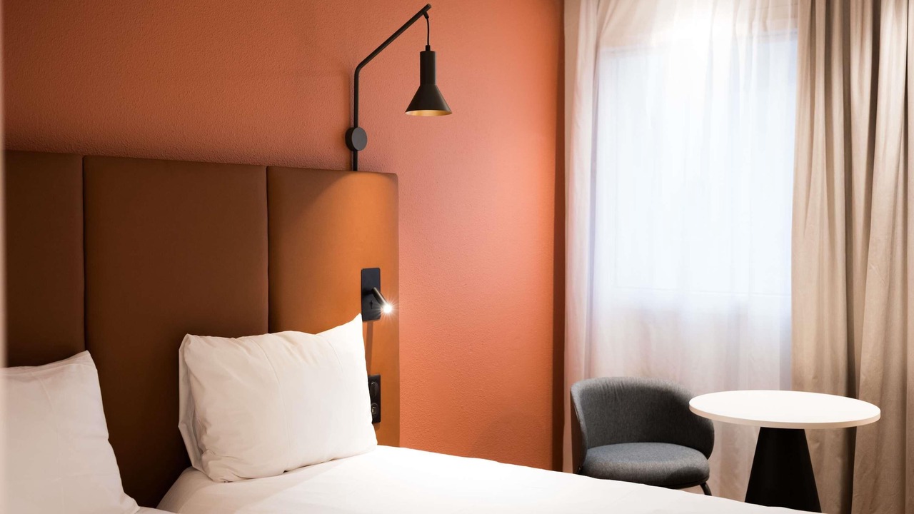 Photo of Bedroom in Caen City Centre