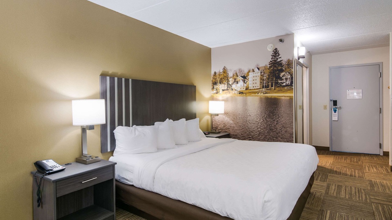 Photo of Bedroom in Jamestown