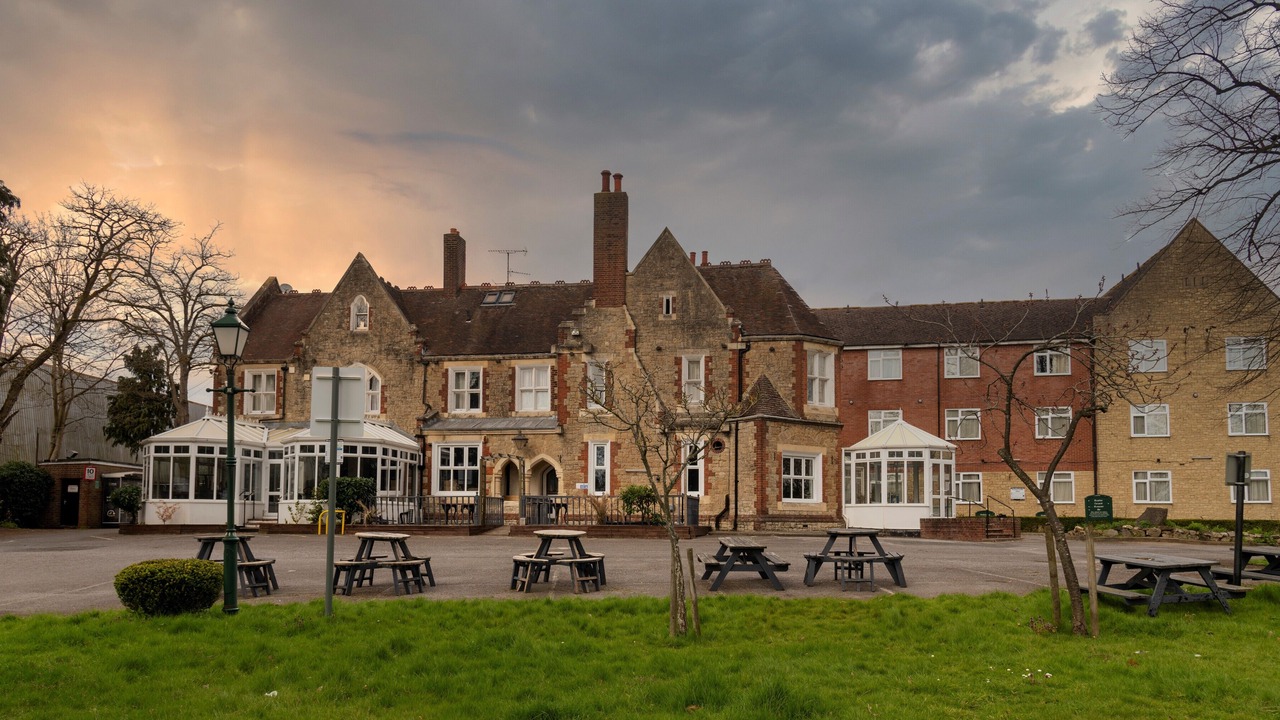 Photo of Others in Larkfield