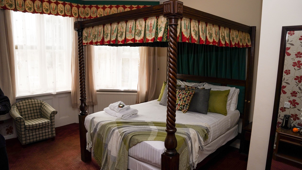 Photo of Others in Larkfield