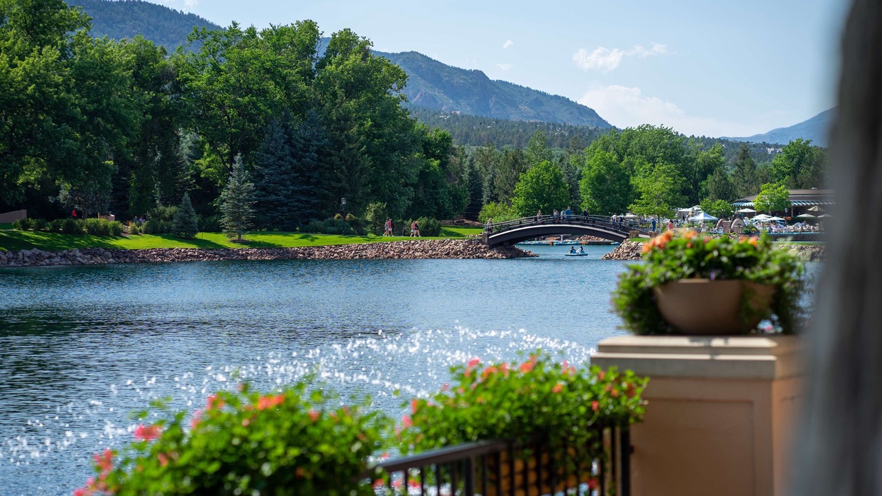Photo of Outdoor in Broadmoor