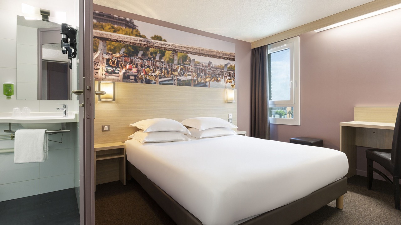 Photo of Bedroom in Chelles