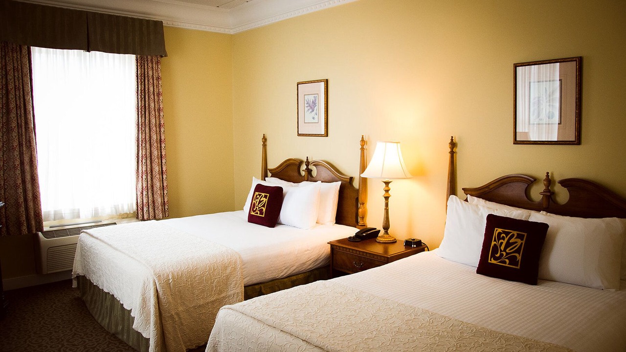 Photo of Bedroom in Parkersburg