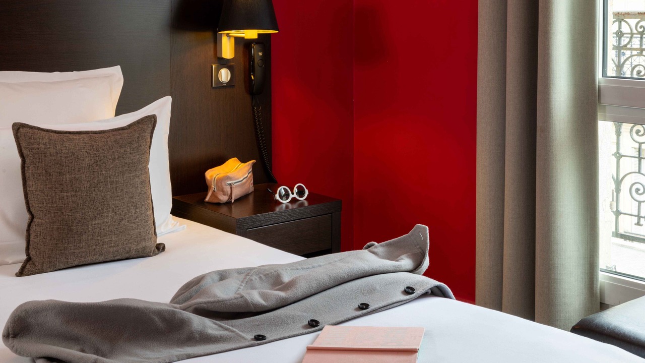 Photo of Bedroom in 14th Arrondissement