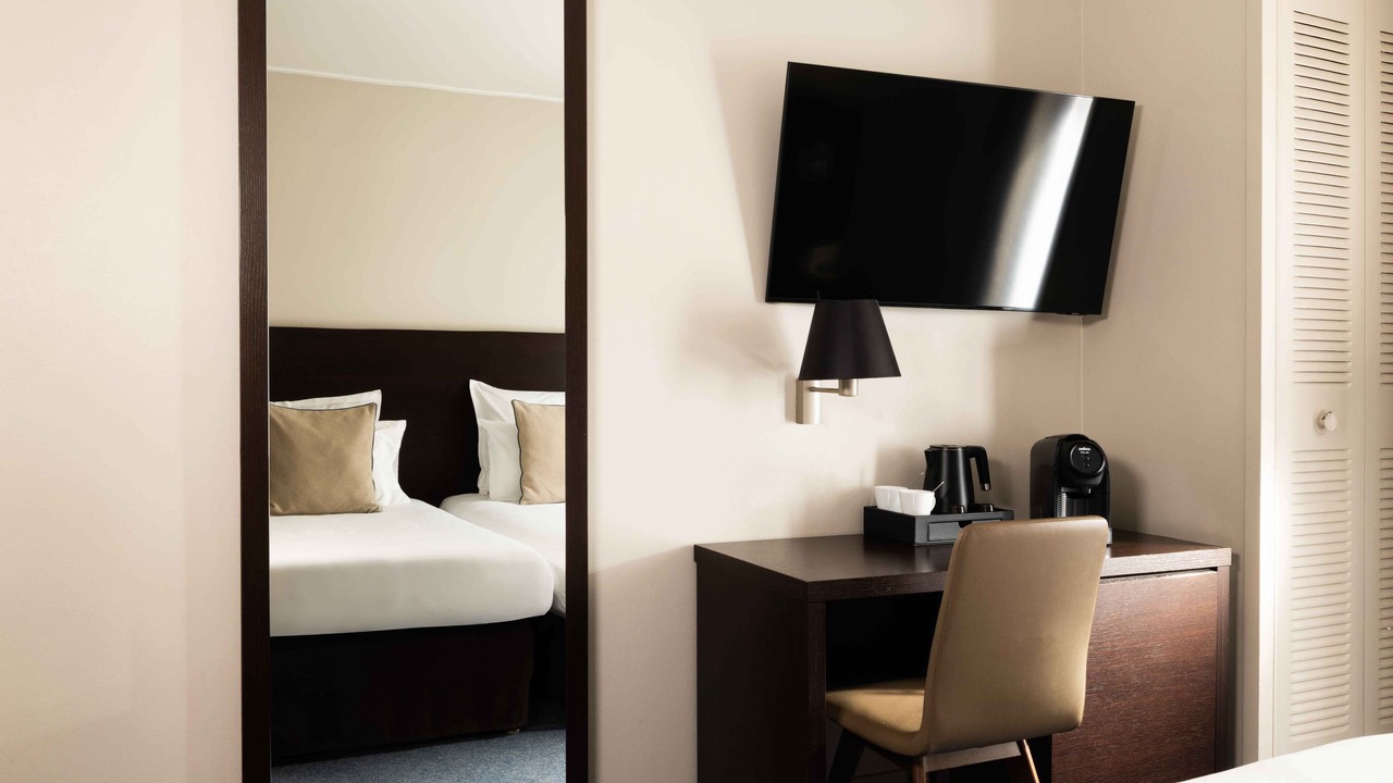 Photo of Bedroom in 14th Arrondissement