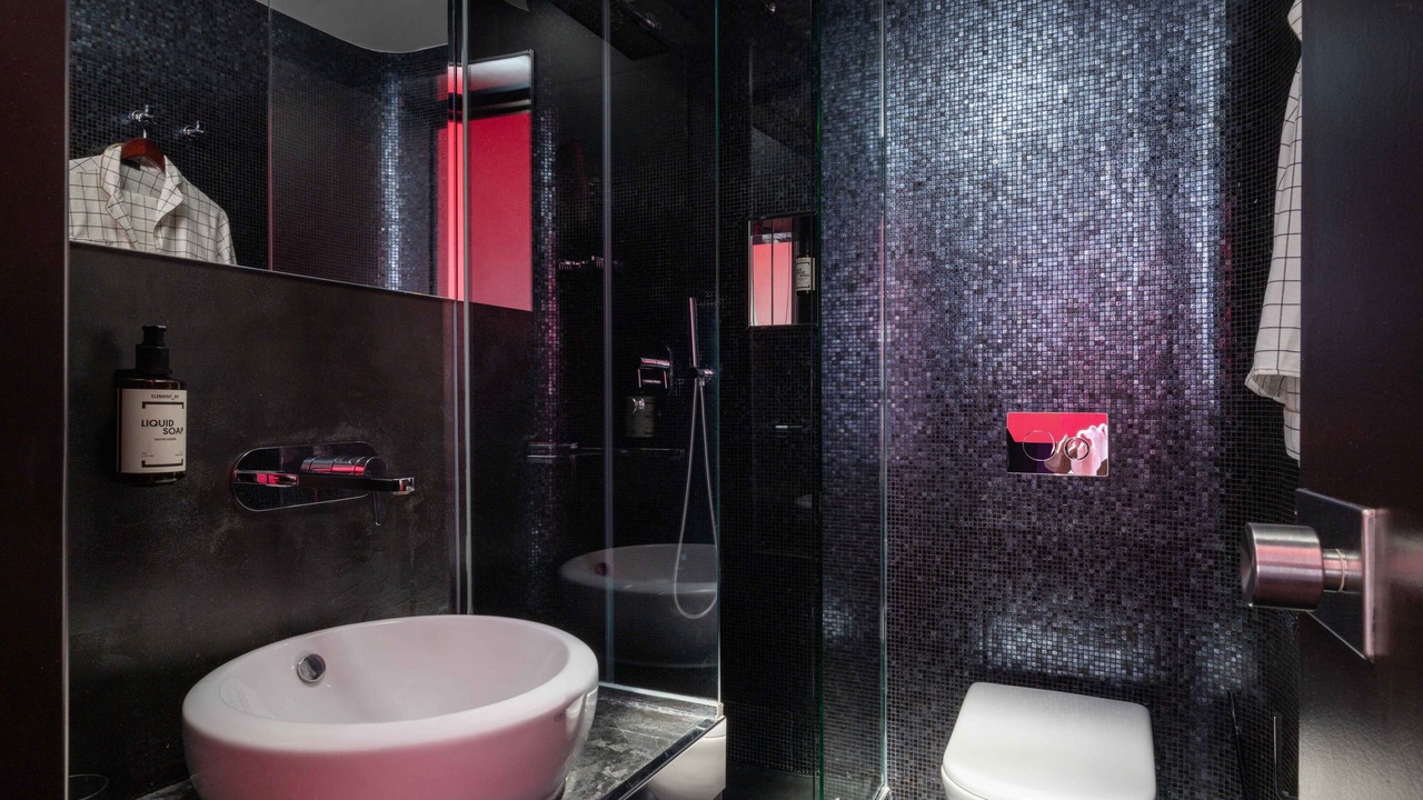 Photo of Bathroom in 14th Arrondissement