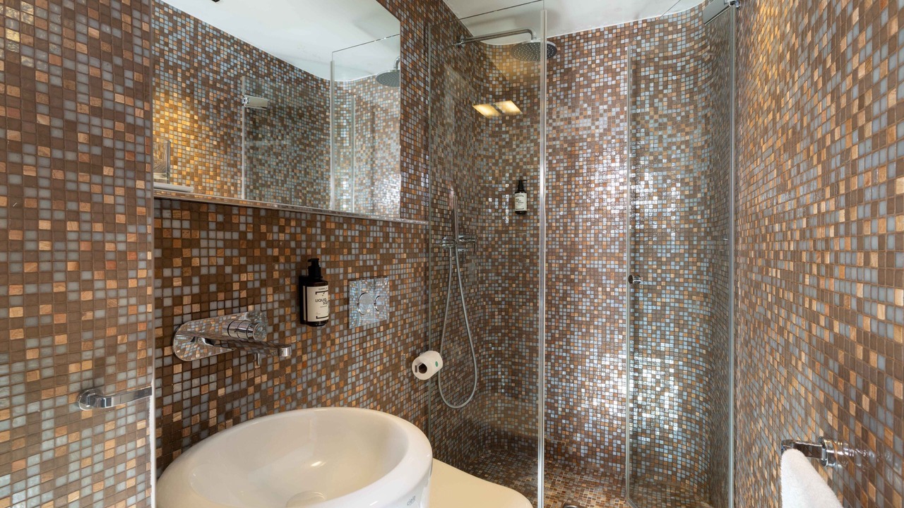 Photo of Bathroom in 14th Arrondissement