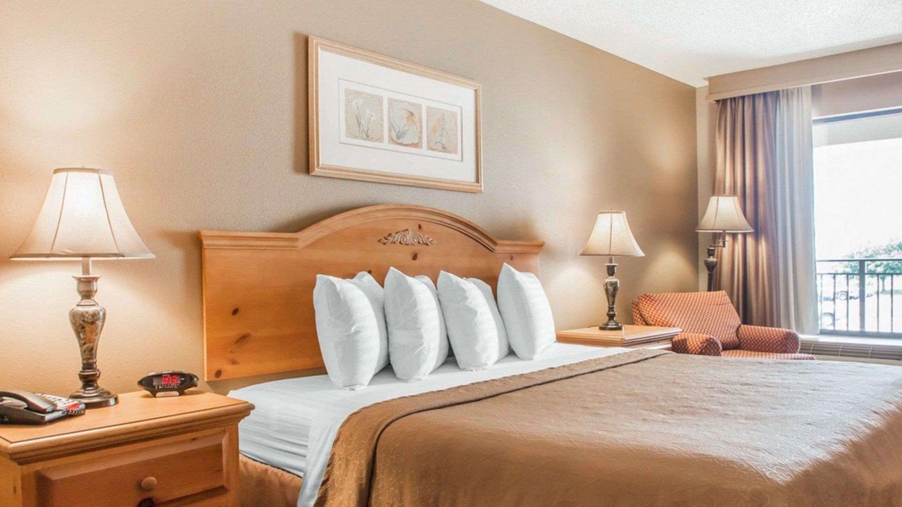 Photo of Others in Turners