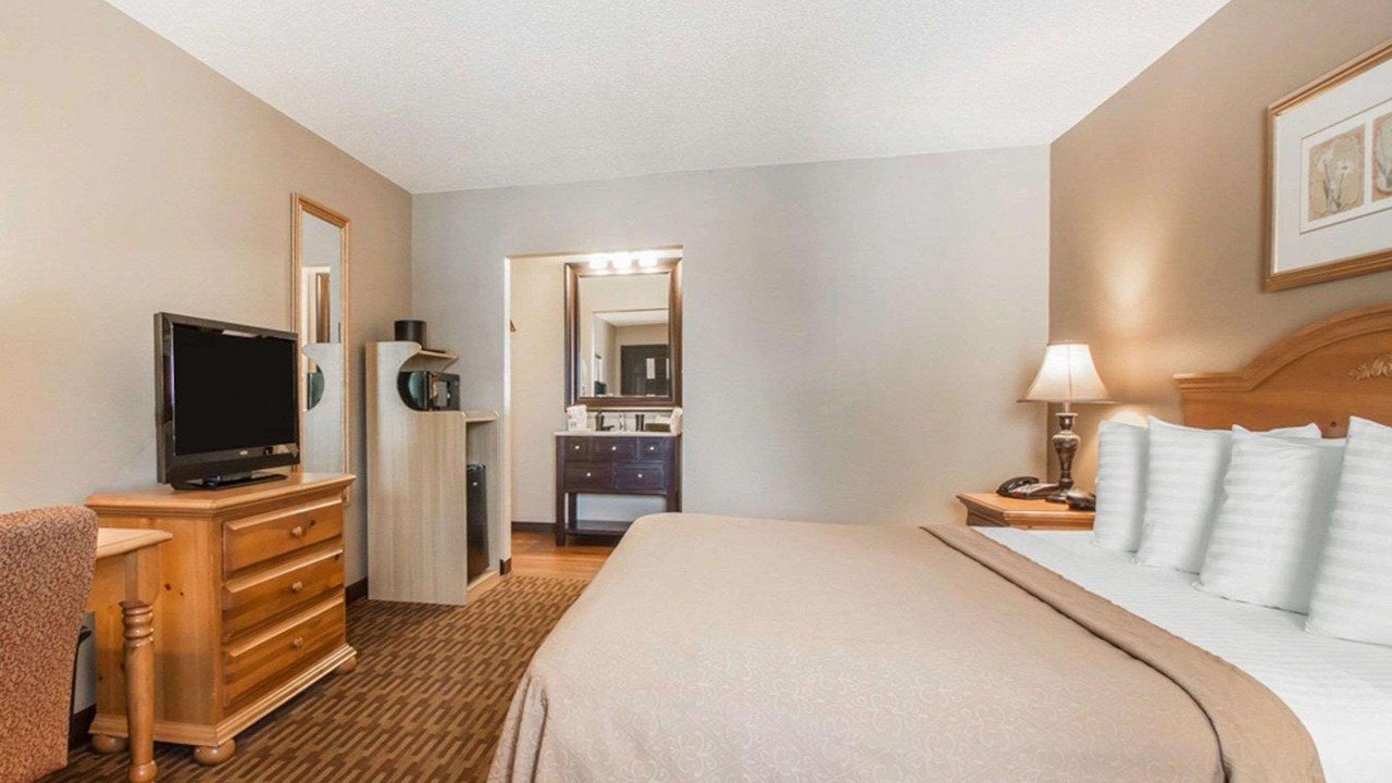 Photo of Others in Turners