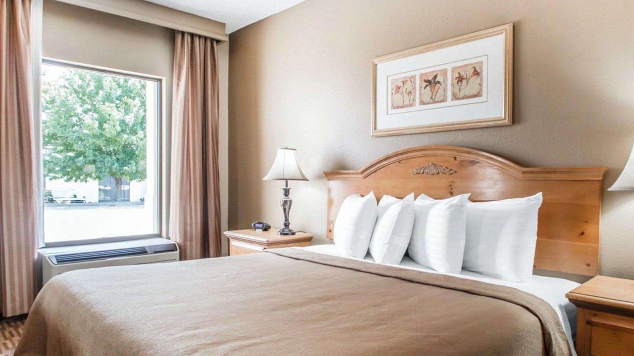 Photo of Others in Turners