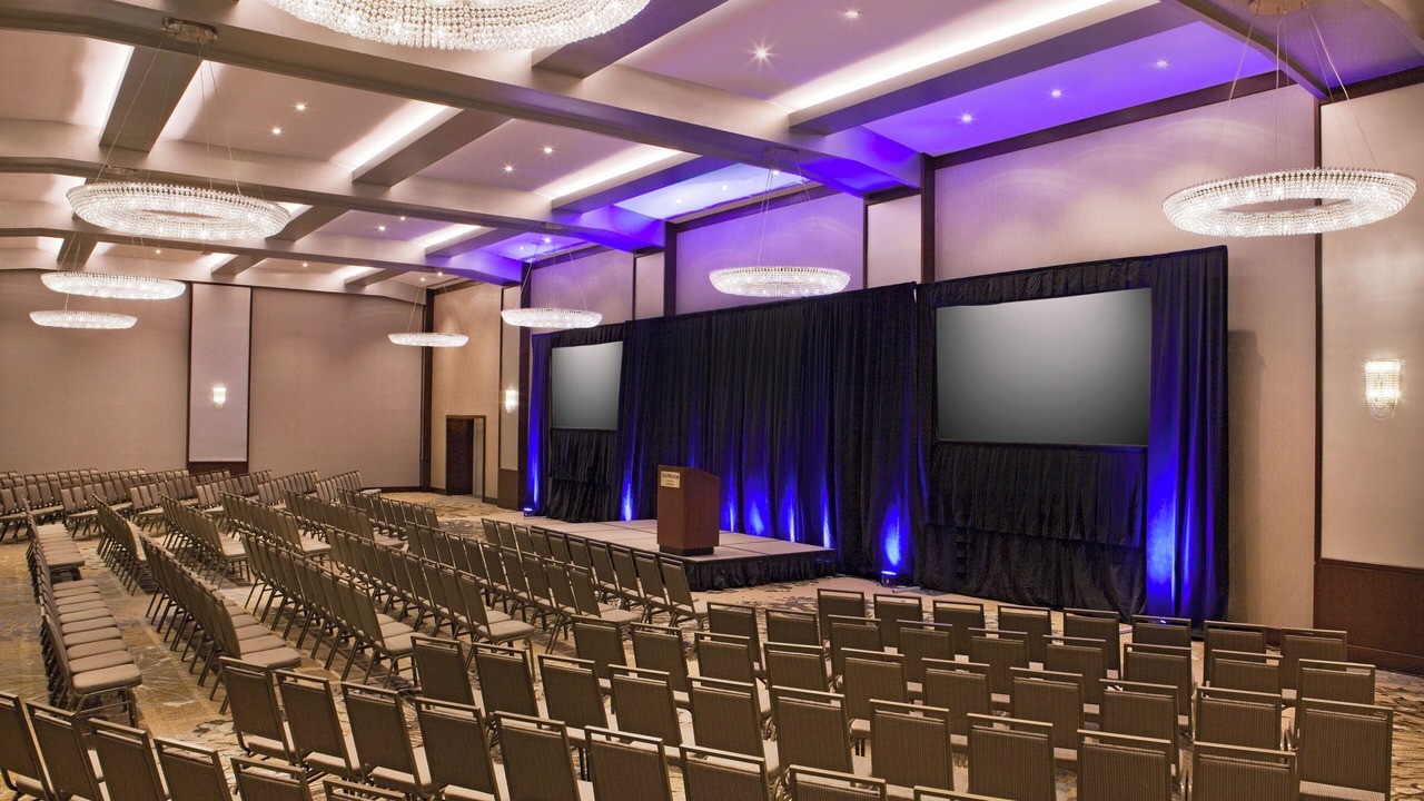 Photo of Others in Downtown Portland