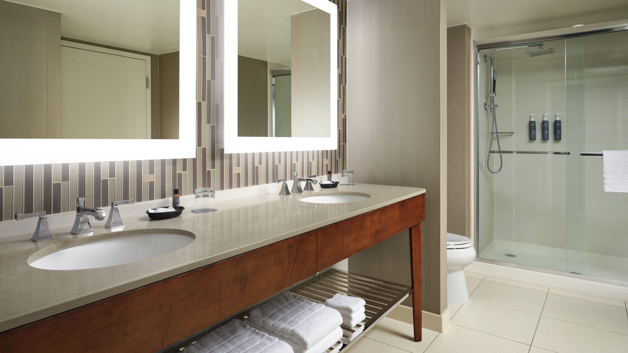 Photo of Others in Downtown Portland