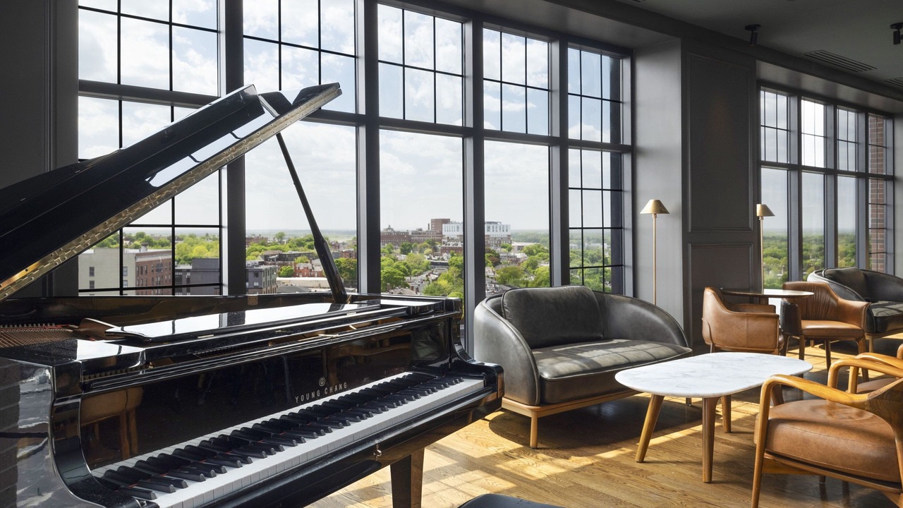 Photo of Others in Downtown Portland