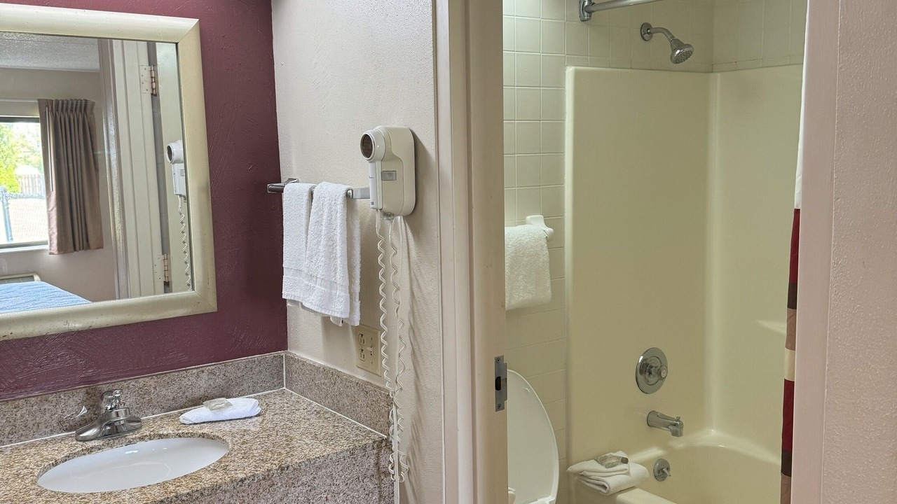 Photo of Bathroom in Elyria