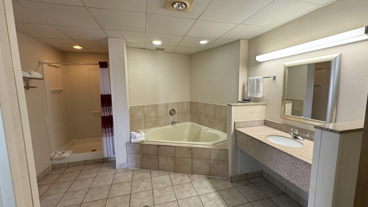 Photo of Bathroom in Elyria