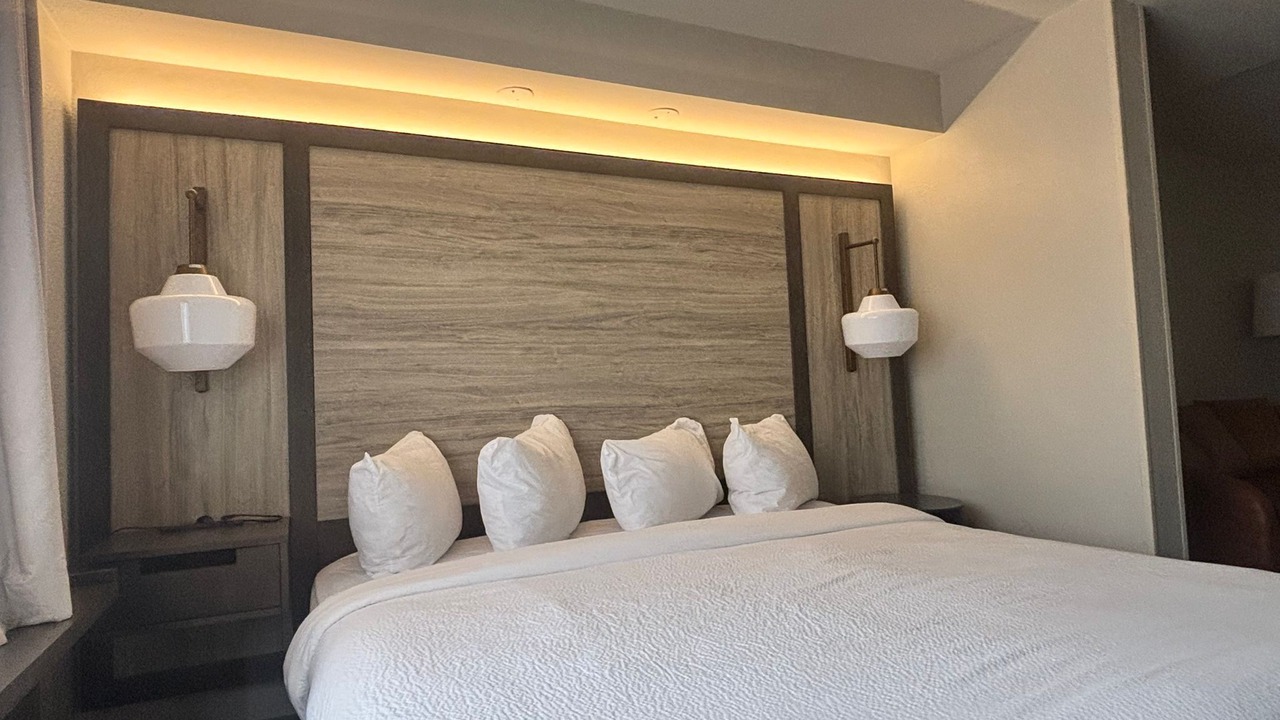 Photo of Bedroom in South Side