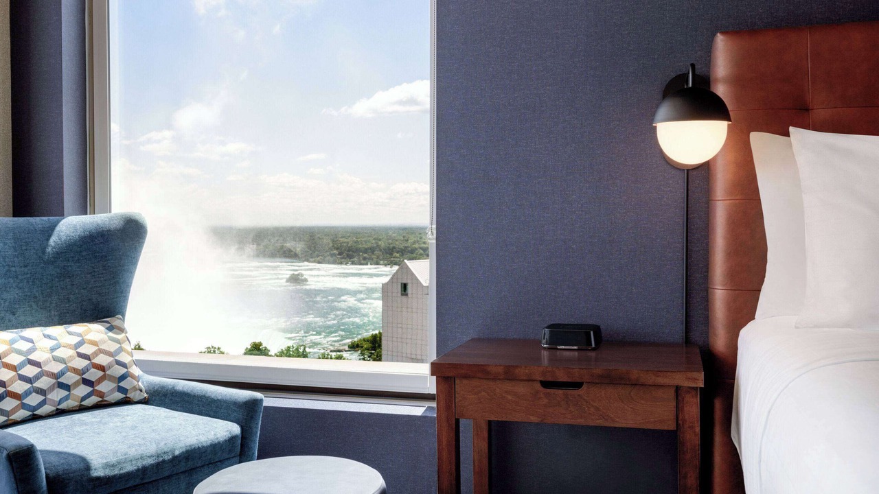 Photo of Bedroom in Fallsview
