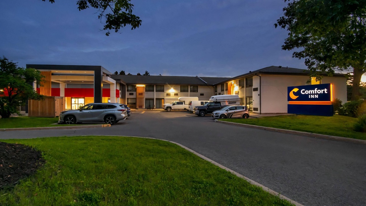 Photo of Outdoor in Ottawa Division
