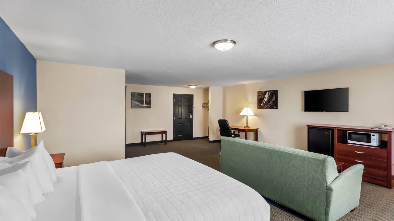 Photo of Bedroom in Barboursville