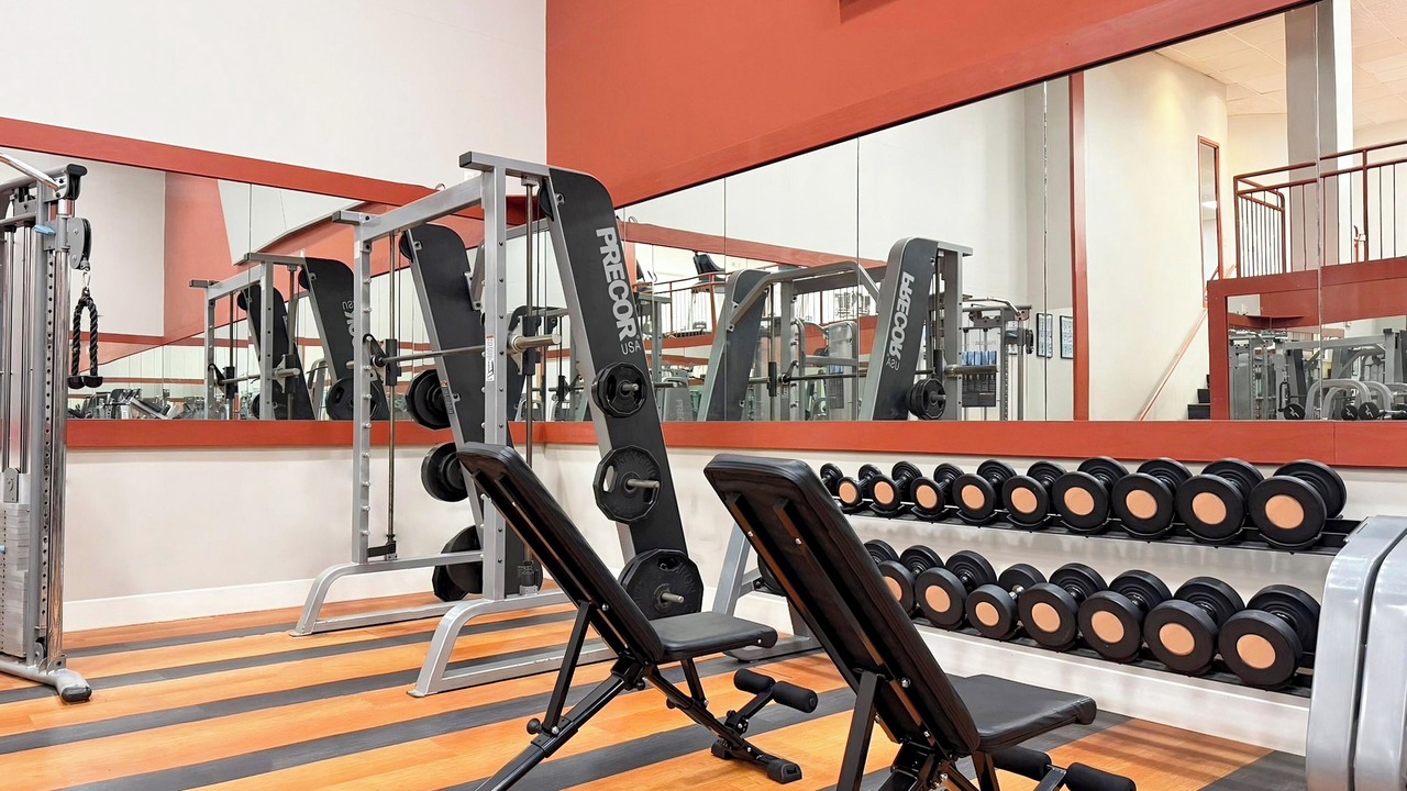 Photo of Others in Iselin